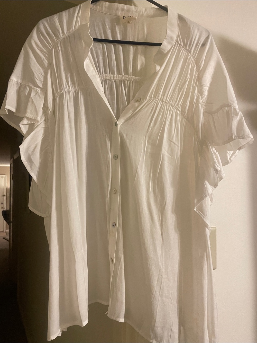 Lightweight White Button-Front Ruffle Sleeve Top